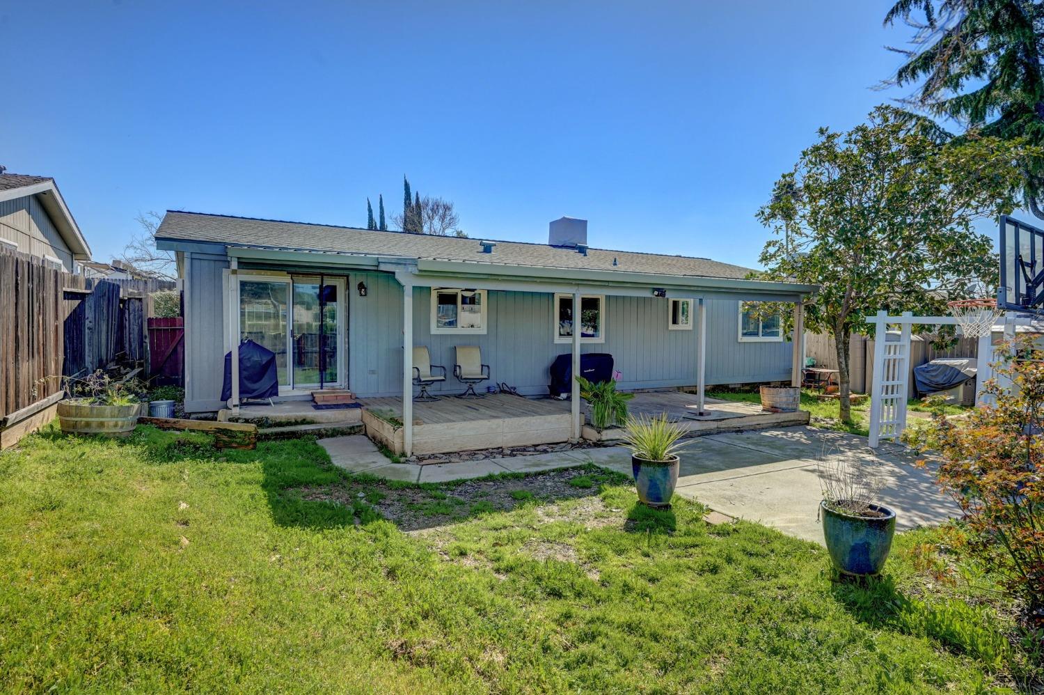 255 Deer Field Circle