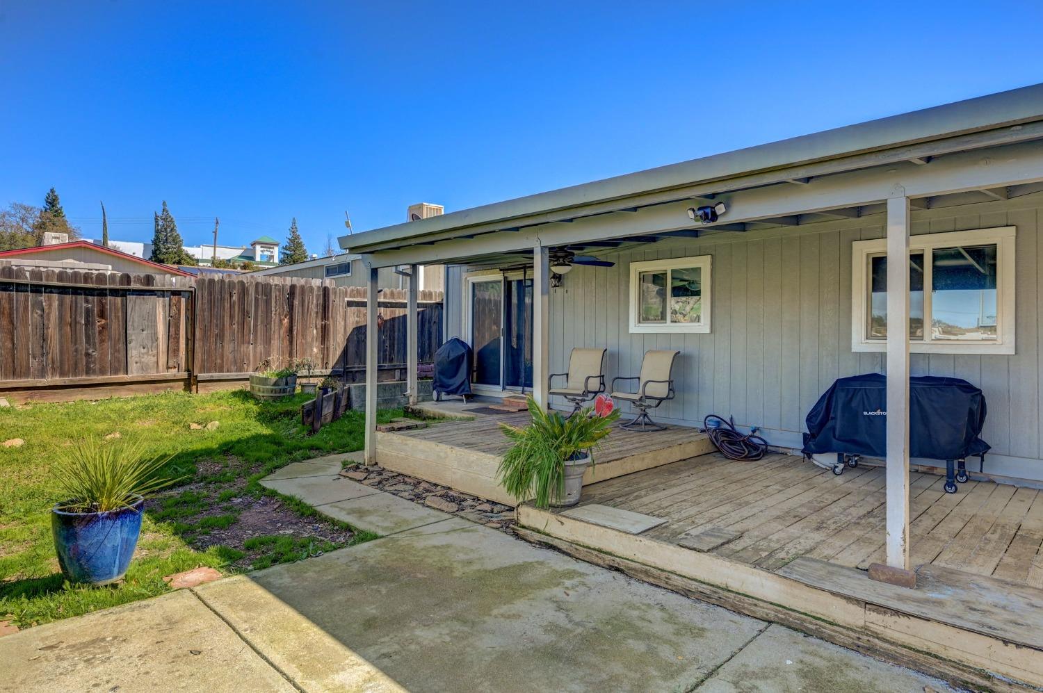 255 Deer Field Circle