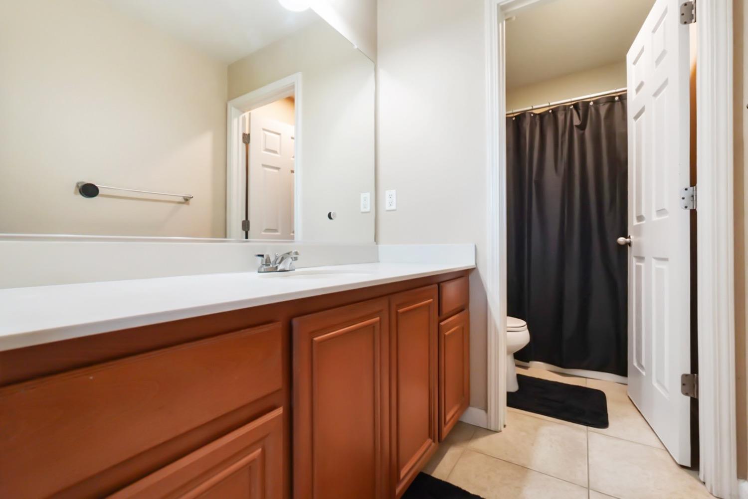 15979 Crescent Park Circle