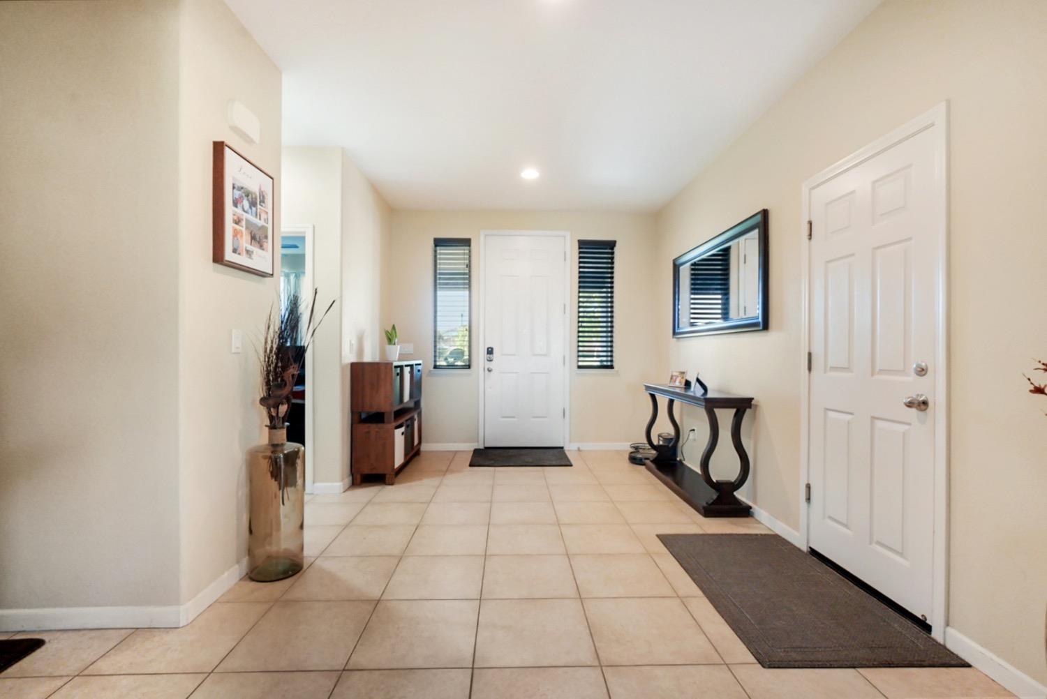 15979 Crescent Park Circle