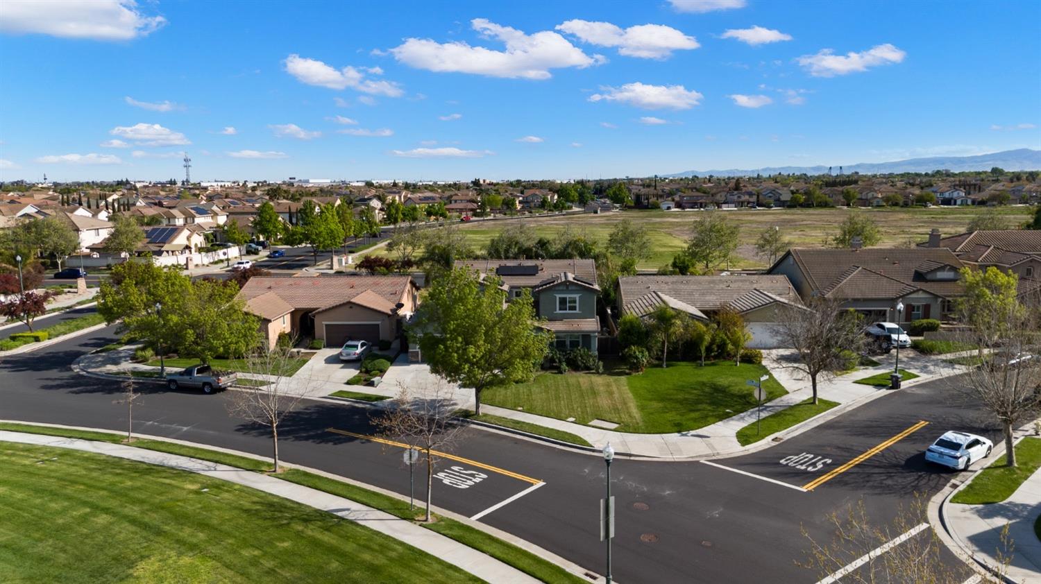 15979 Crescent Park Circle