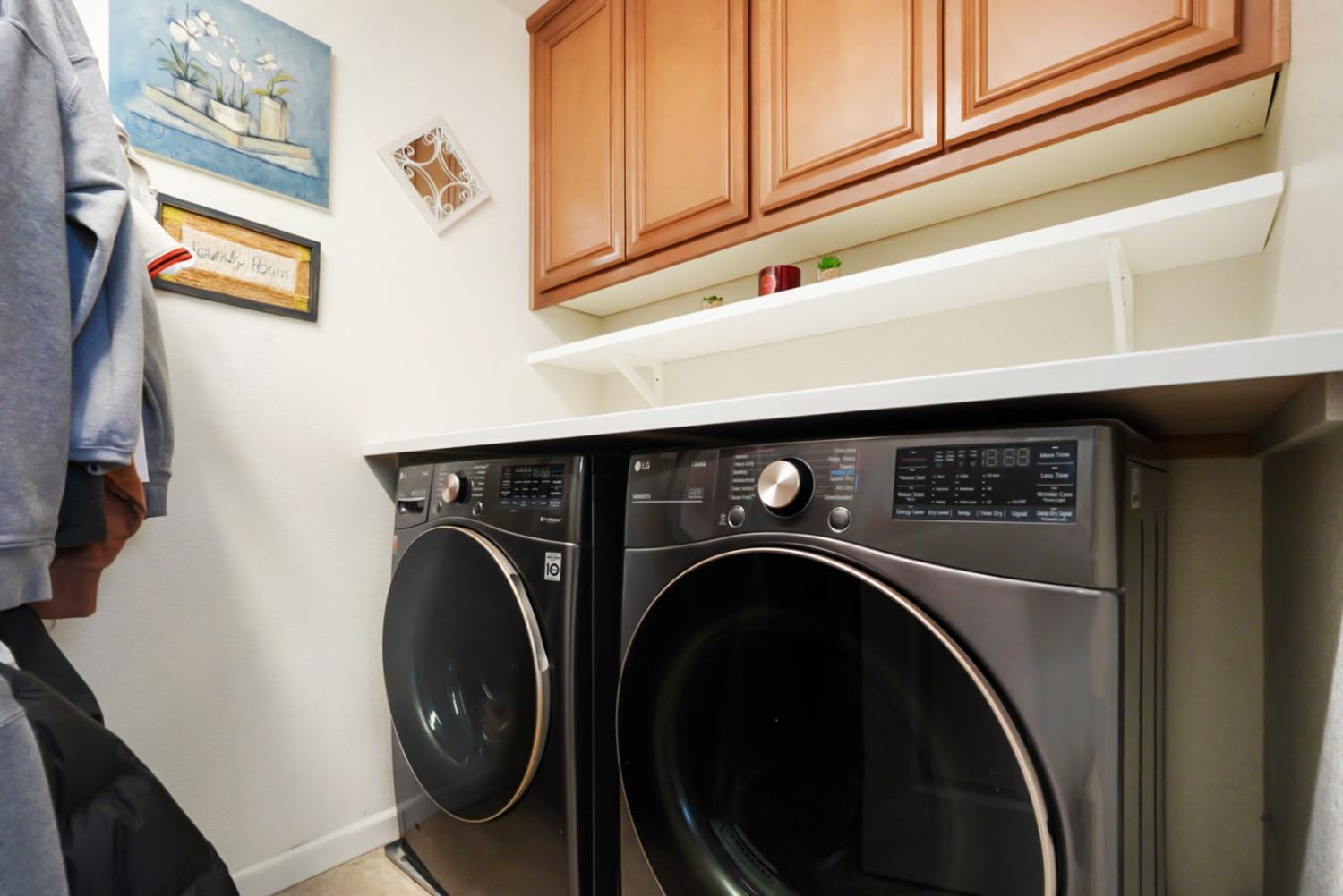 15979 Crescent Park Circle