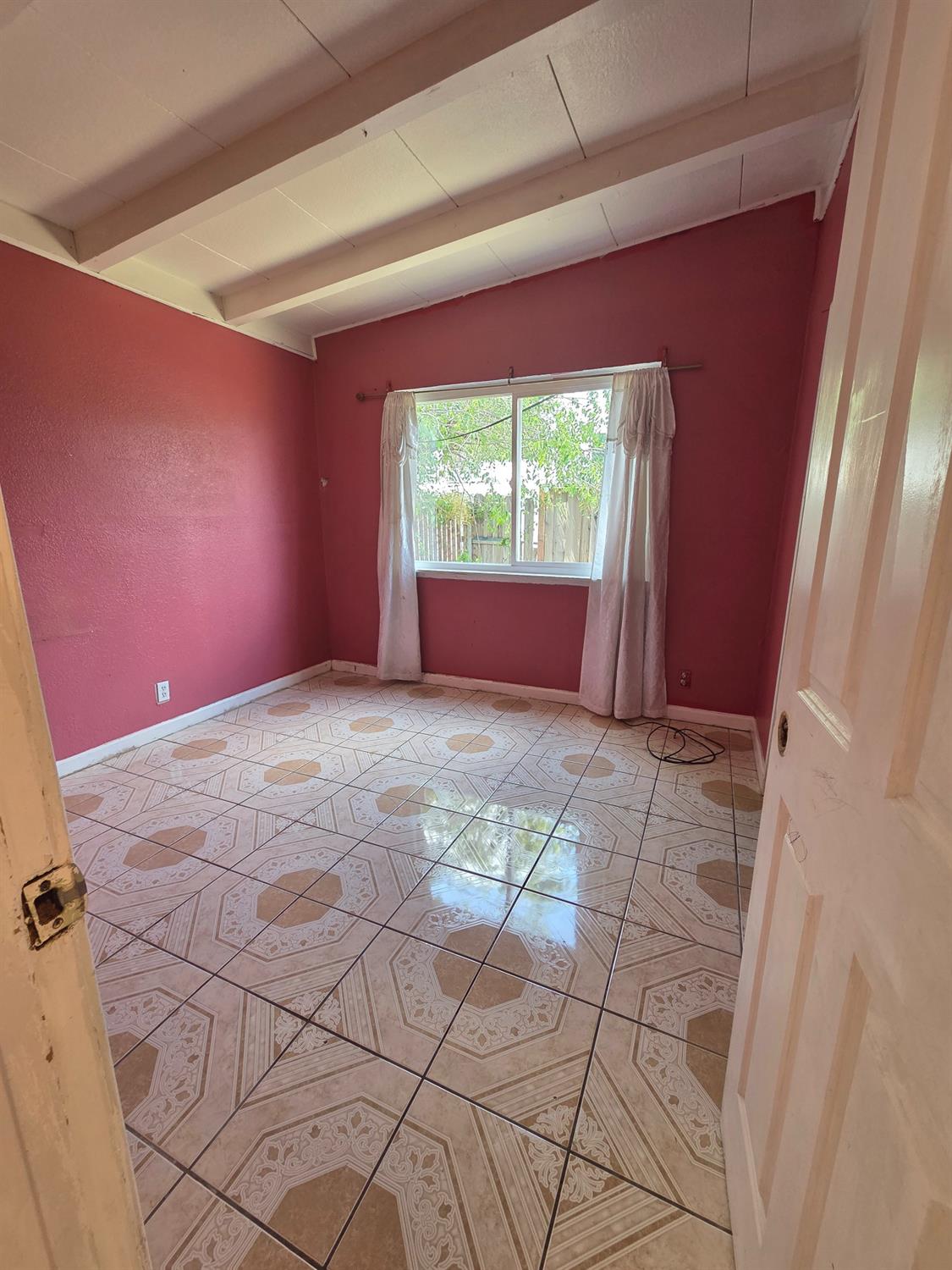 10041 Griffith Street