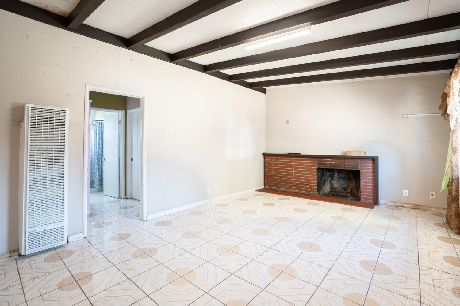 10041 Griffith Street