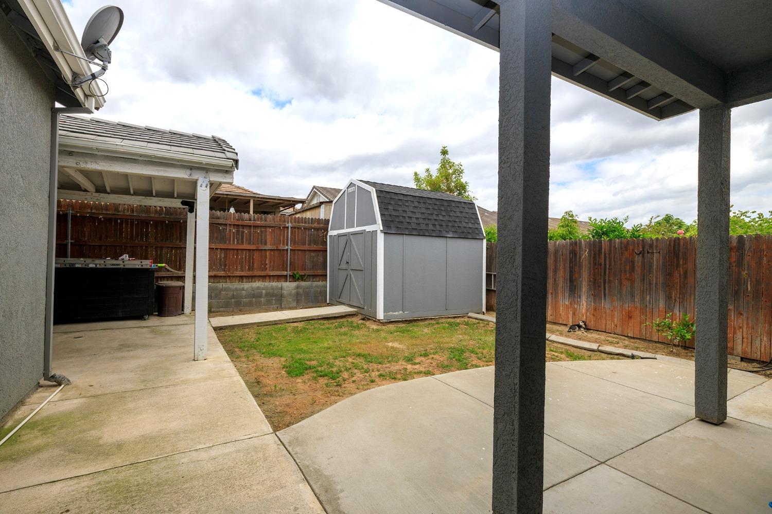 1075 Dallas Drive