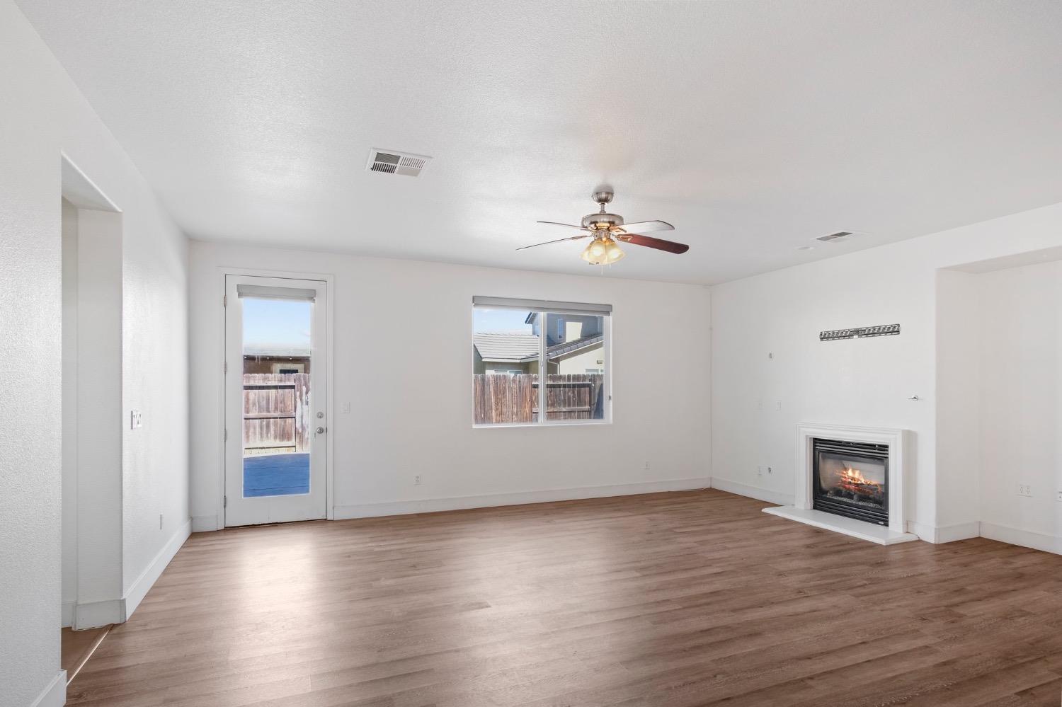 456 Meadow Creek Drive