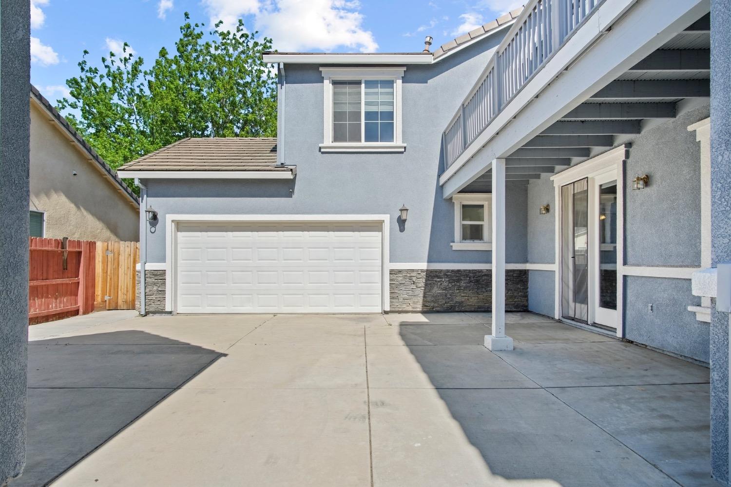 456 Meadow Creek Drive