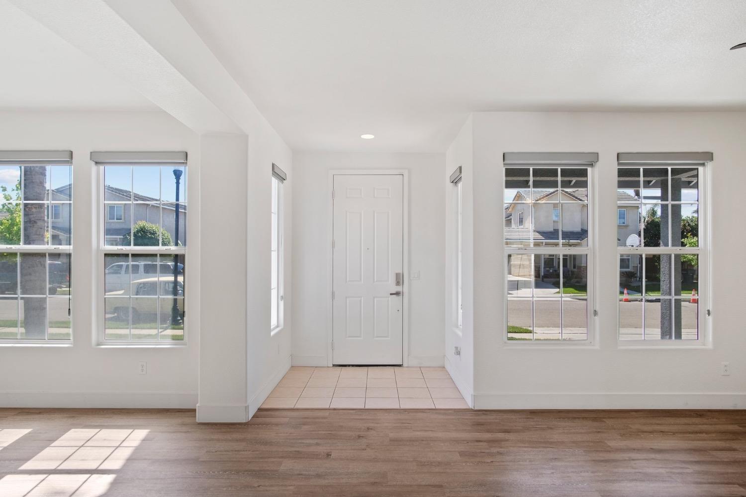 456 Meadow Creek Drive