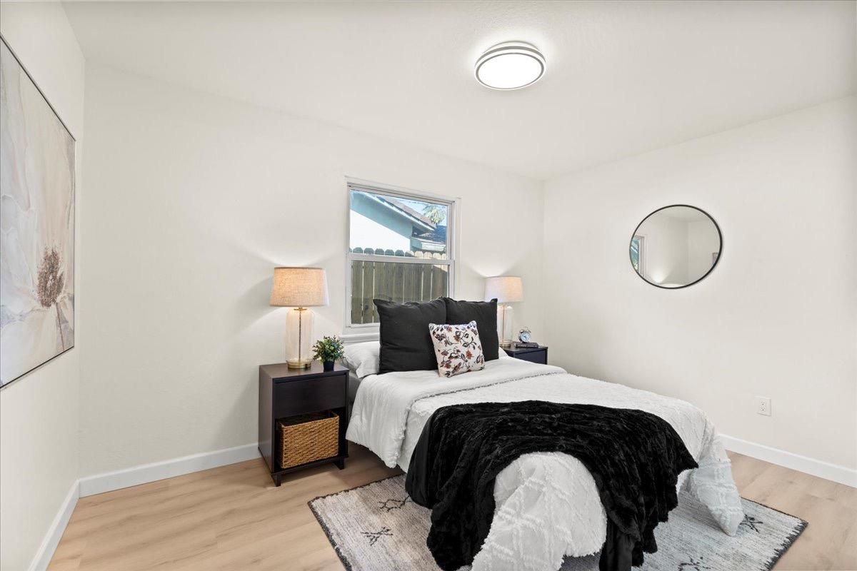 453 Arcade Boulevard