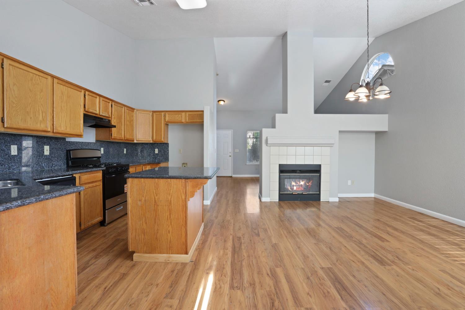 2405 S Fresno Avenue