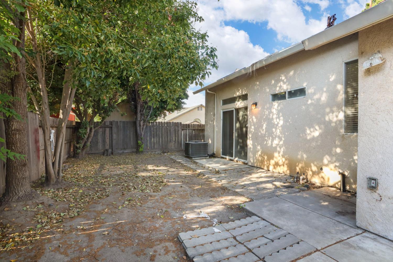 2405 S Fresno Avenue