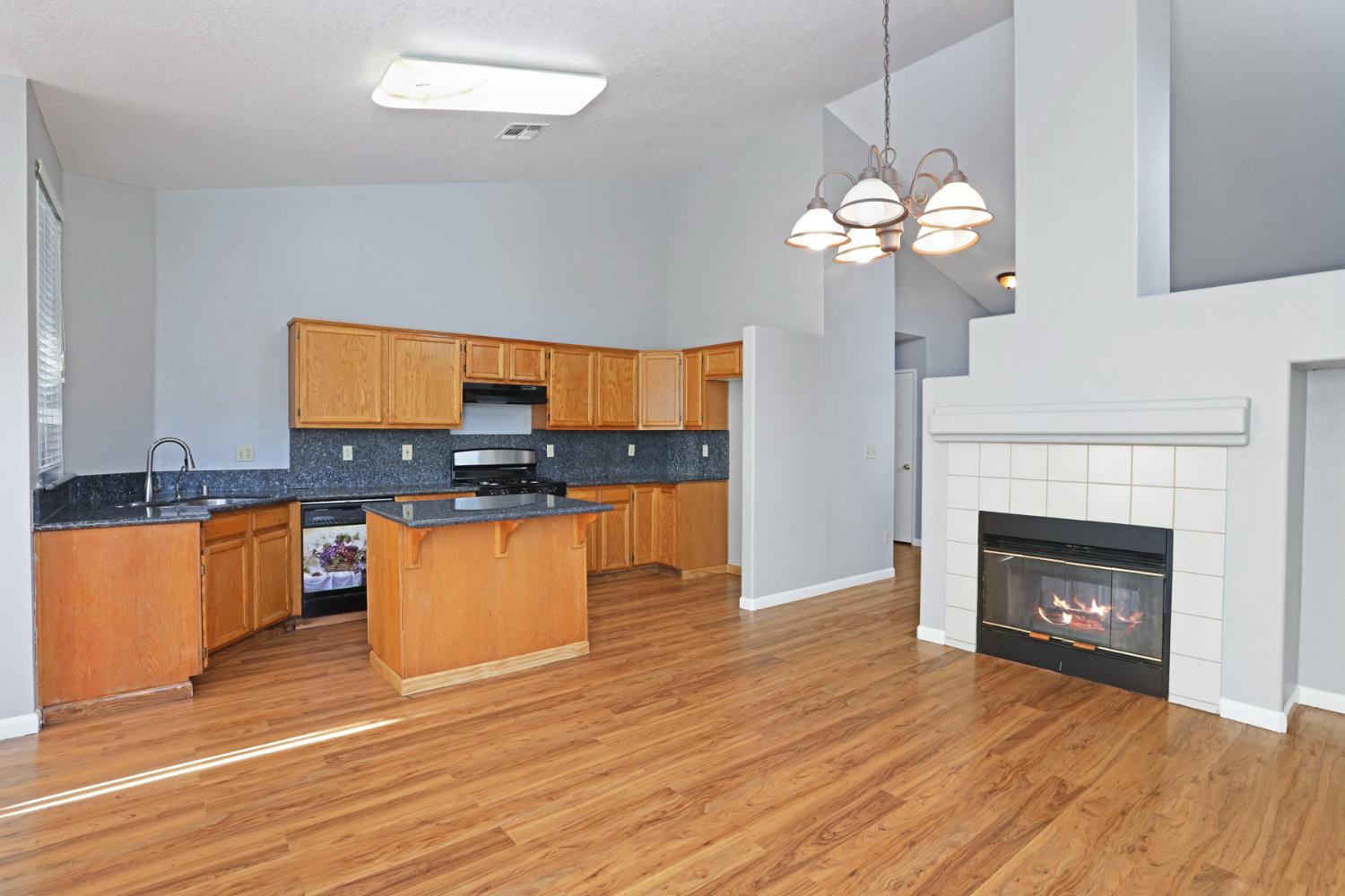 2405 S Fresno Avenue