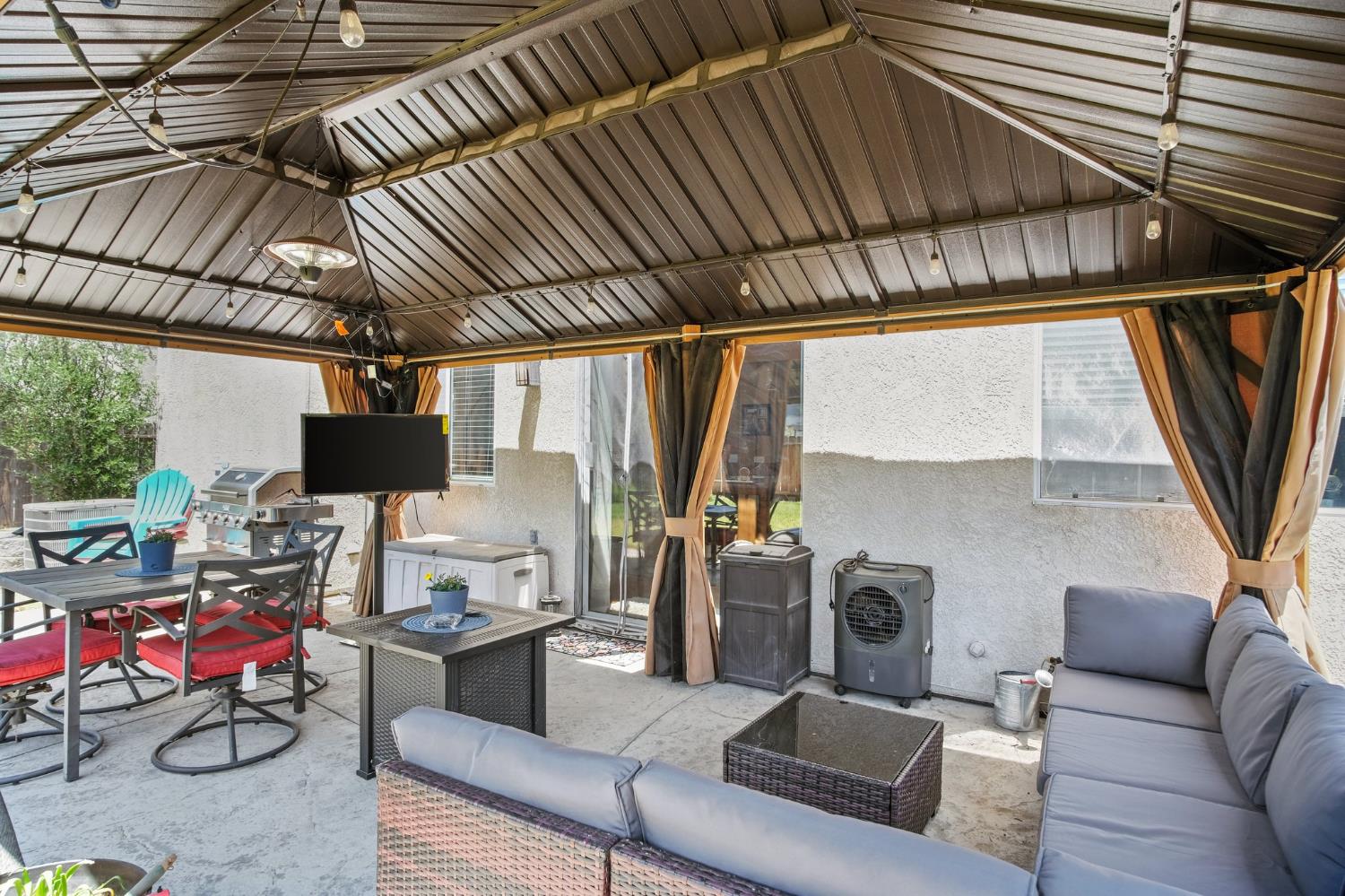 16609 Sheffield Street