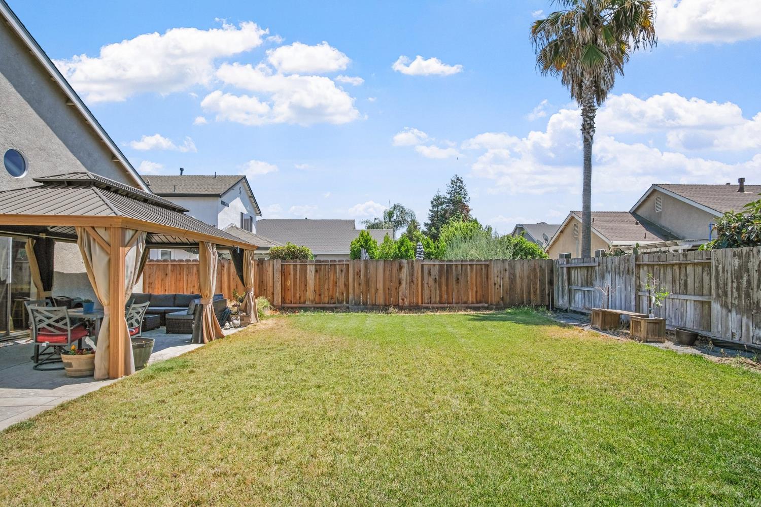 16609 Sheffield Street