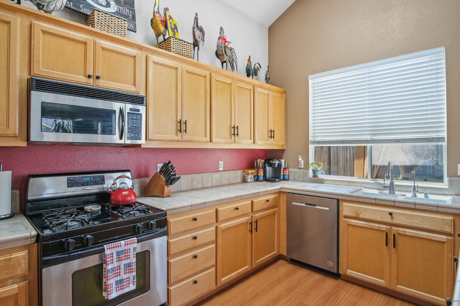 16609 Sheffield Street