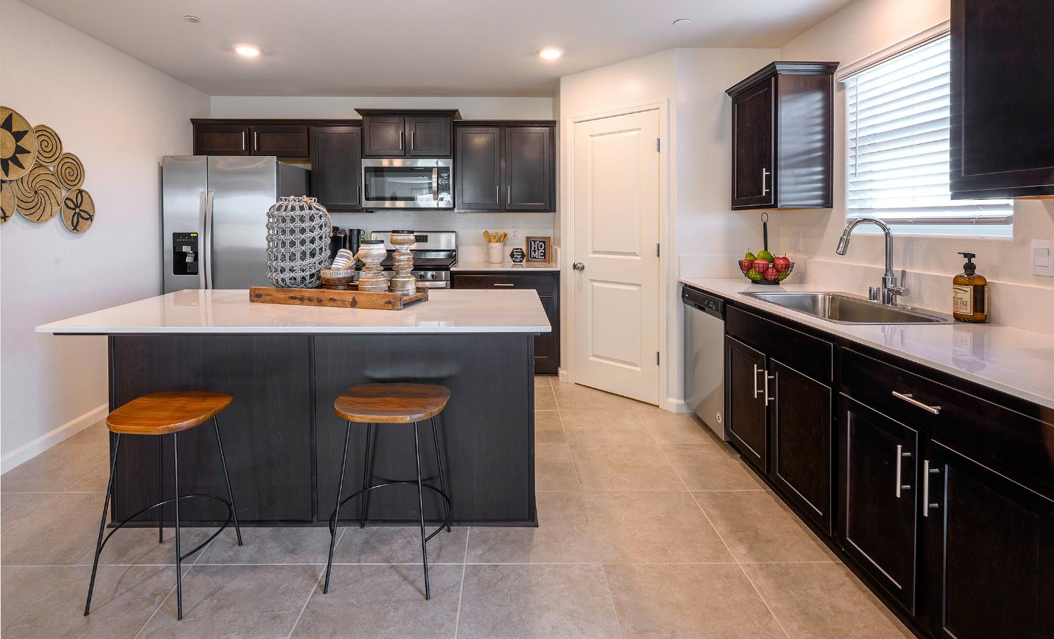 784 Stephanie Court 40 B1