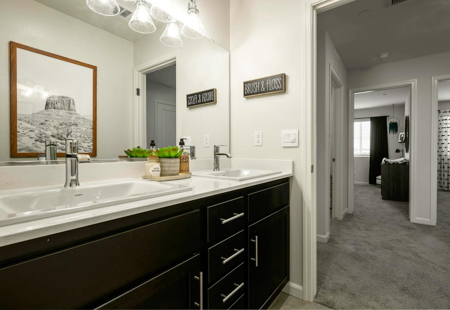 784 Stephanie Court 40 B1