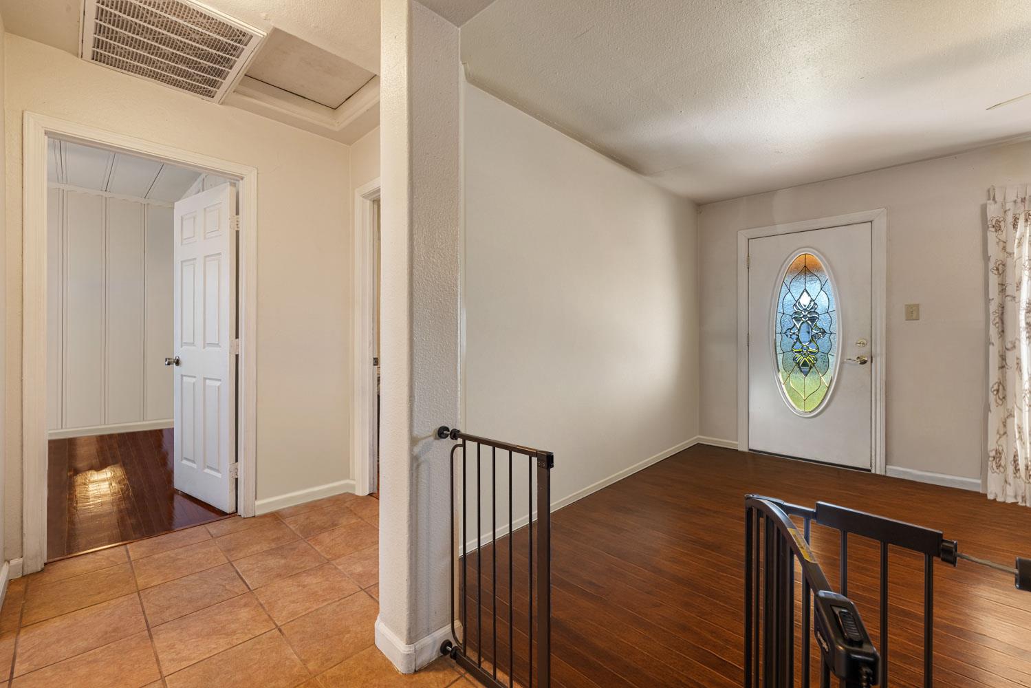 1409 Josephine Street