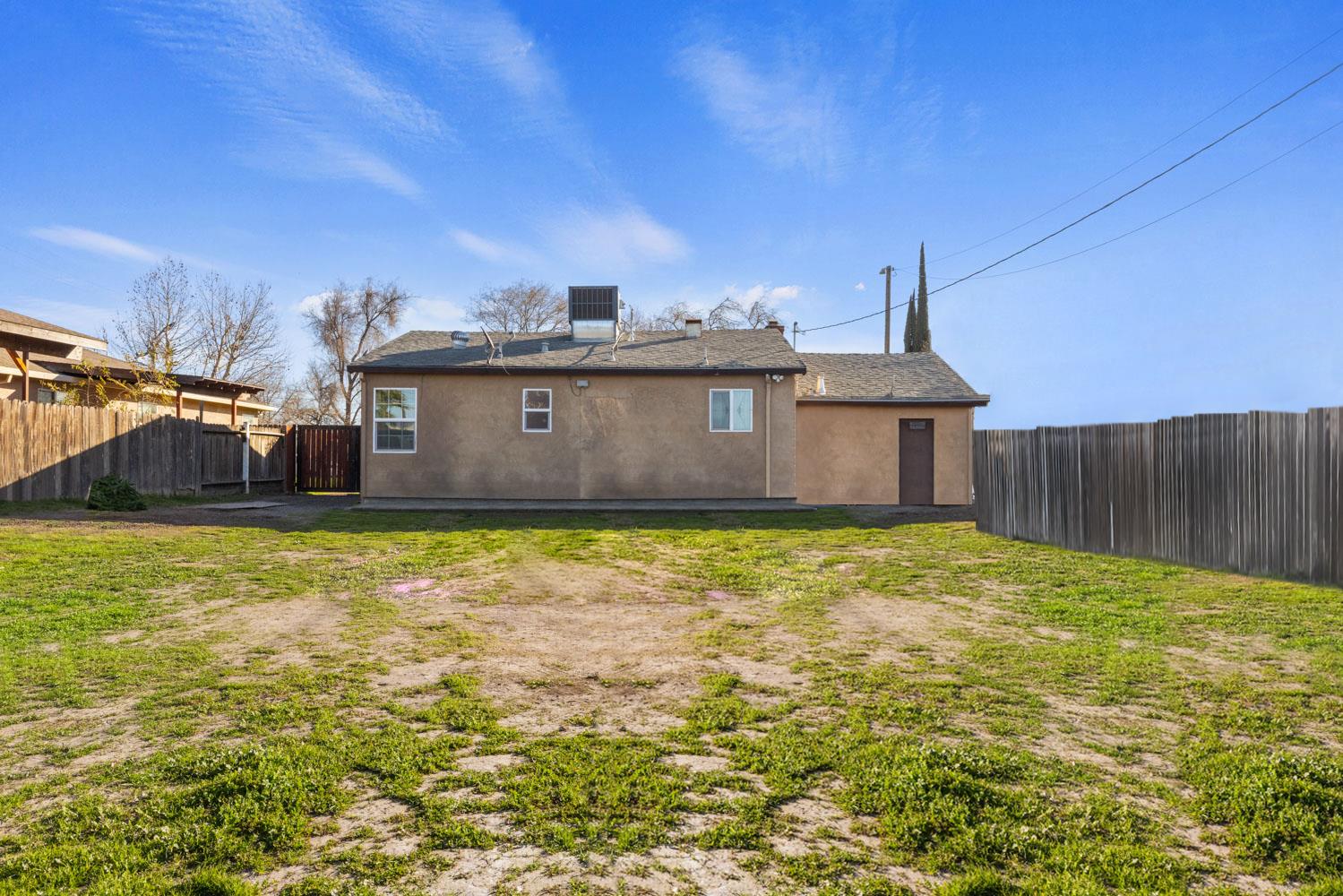 1409 Josephine Street