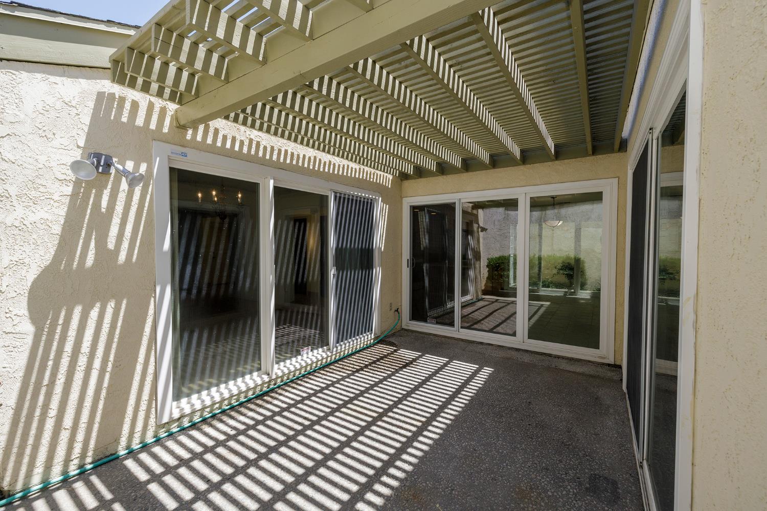 1100 Westmont Terrace