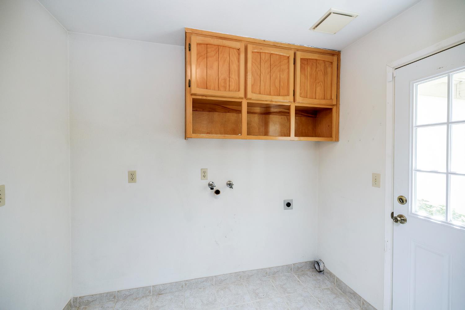 1100 Westmont Terrace