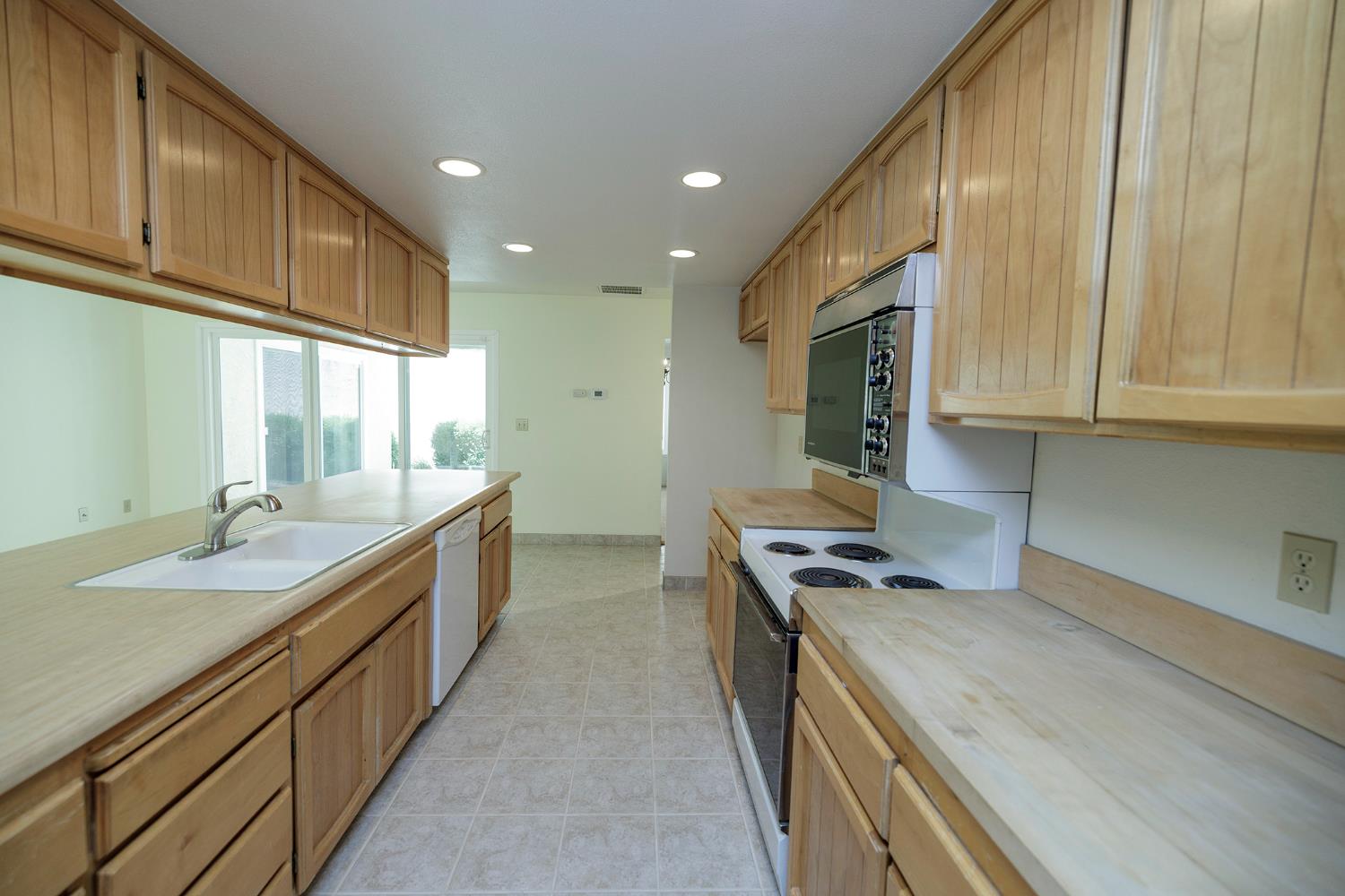 1100 Westmont Terrace