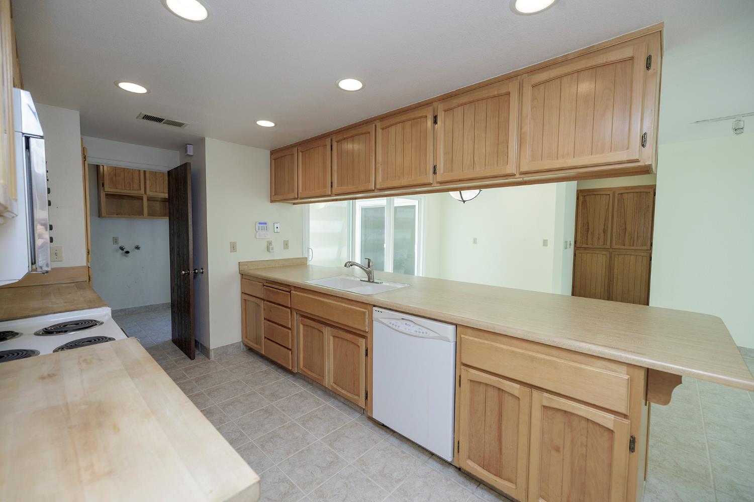 1100 Westmont Terrace