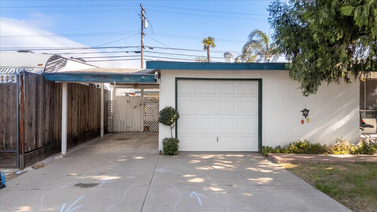 1409 Laurie Lane