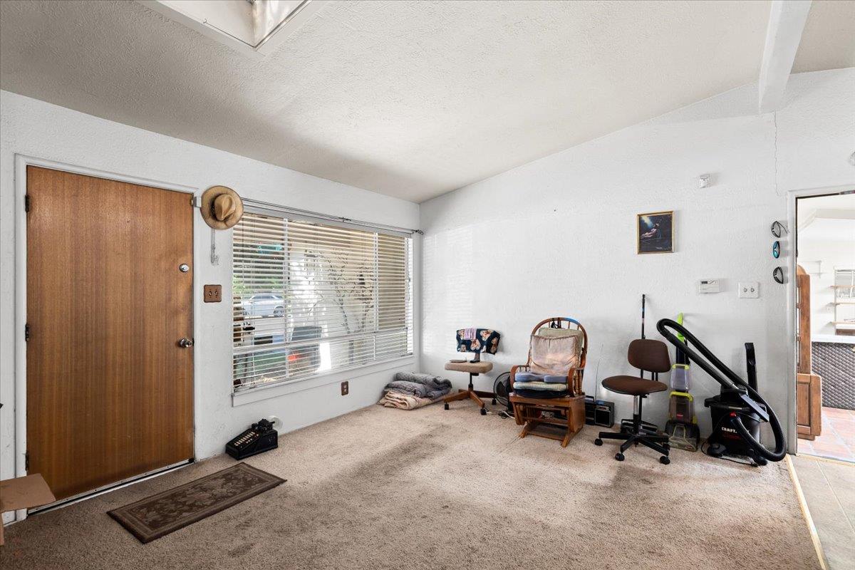1409 Laurie Lane