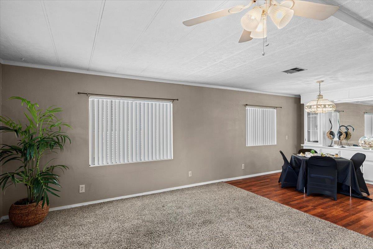 250 E Las Palmas Avenue 88