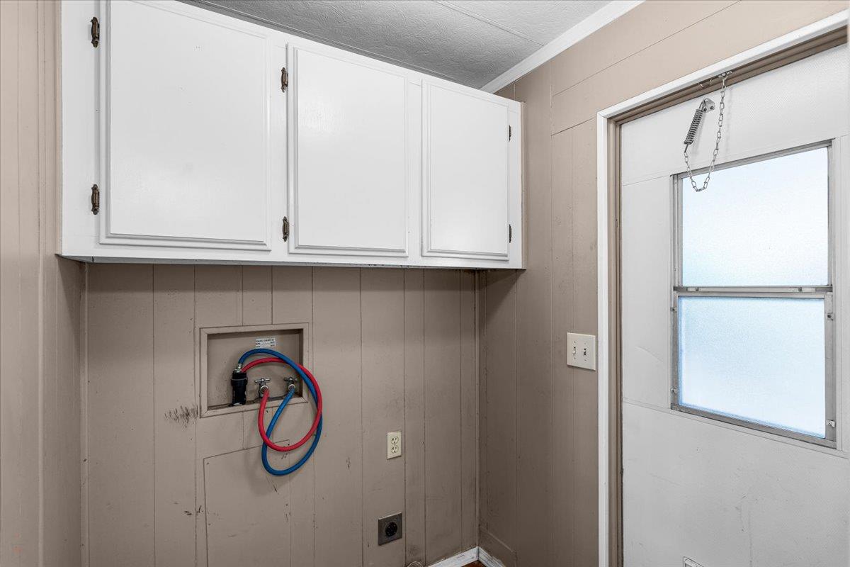 250 E Las Palmas Avenue 88