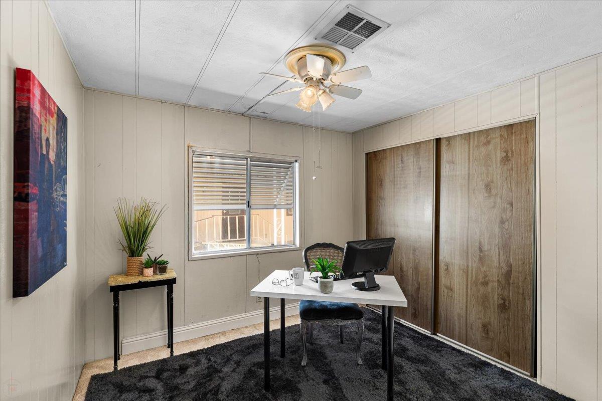 250 E Las Palmas Avenue 88