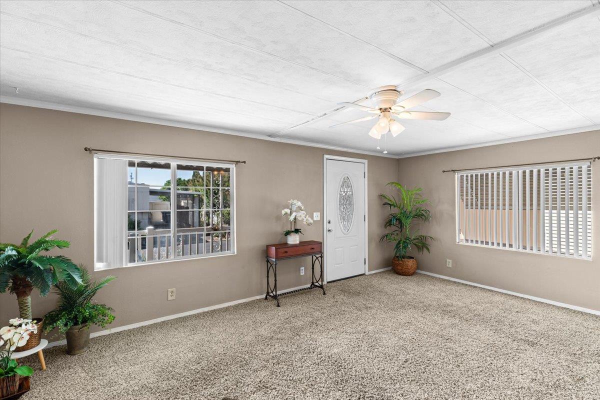 250 E Las Palmas Avenue 88