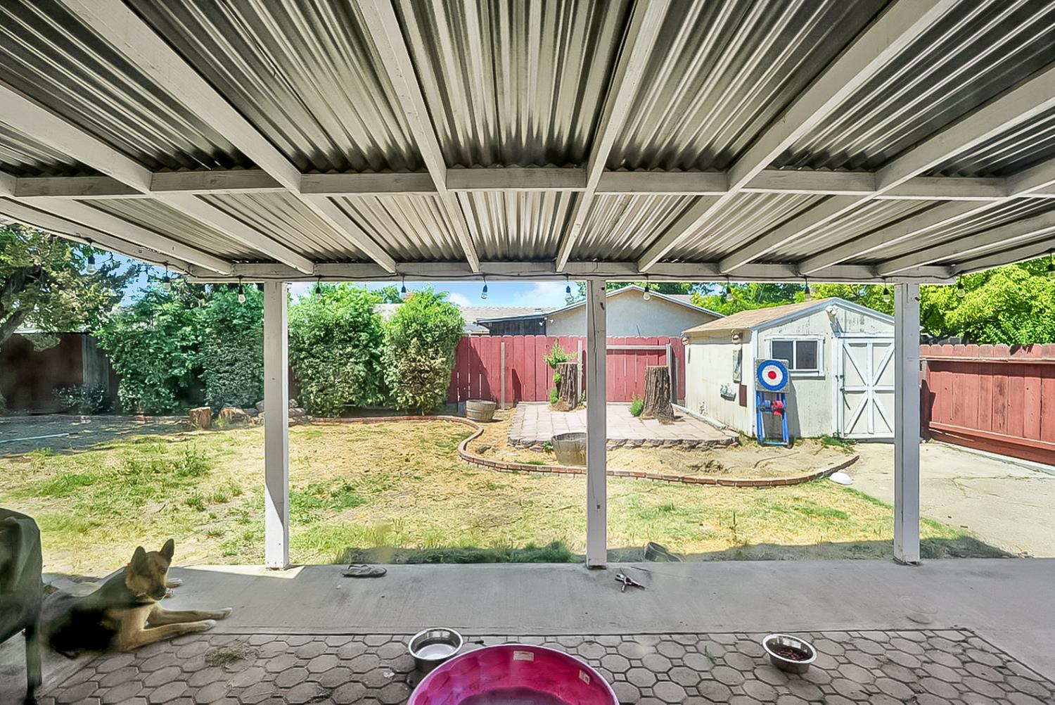 2409 HENRY Avenue