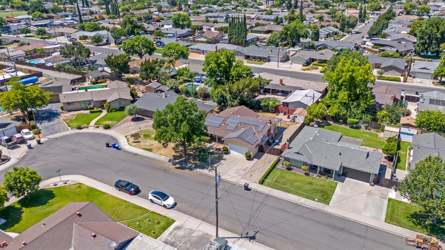 2409 HENRY Avenue