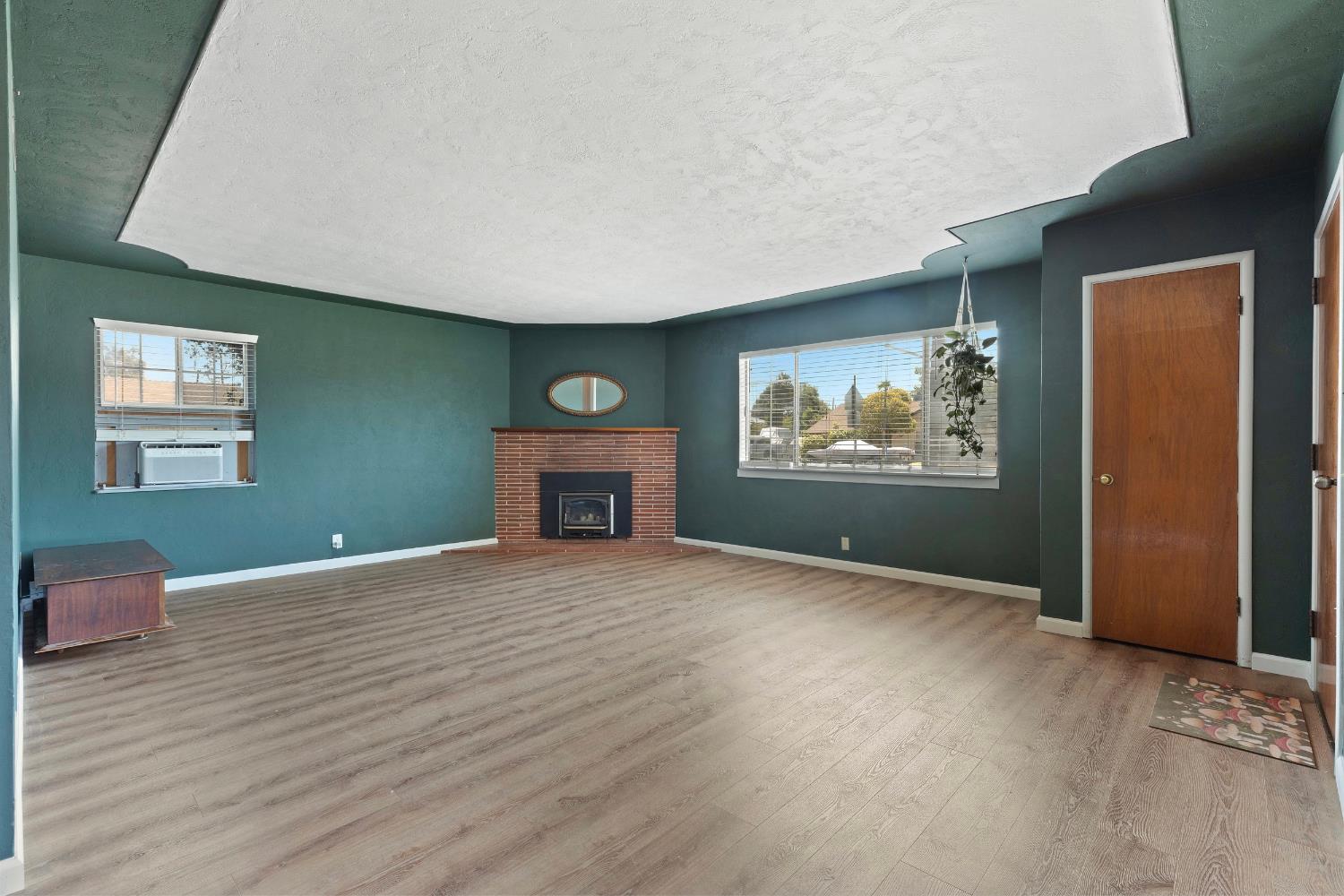 400 W G Street