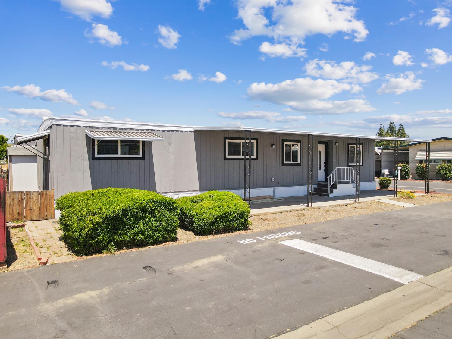 4125 Mchenry Avenue 55