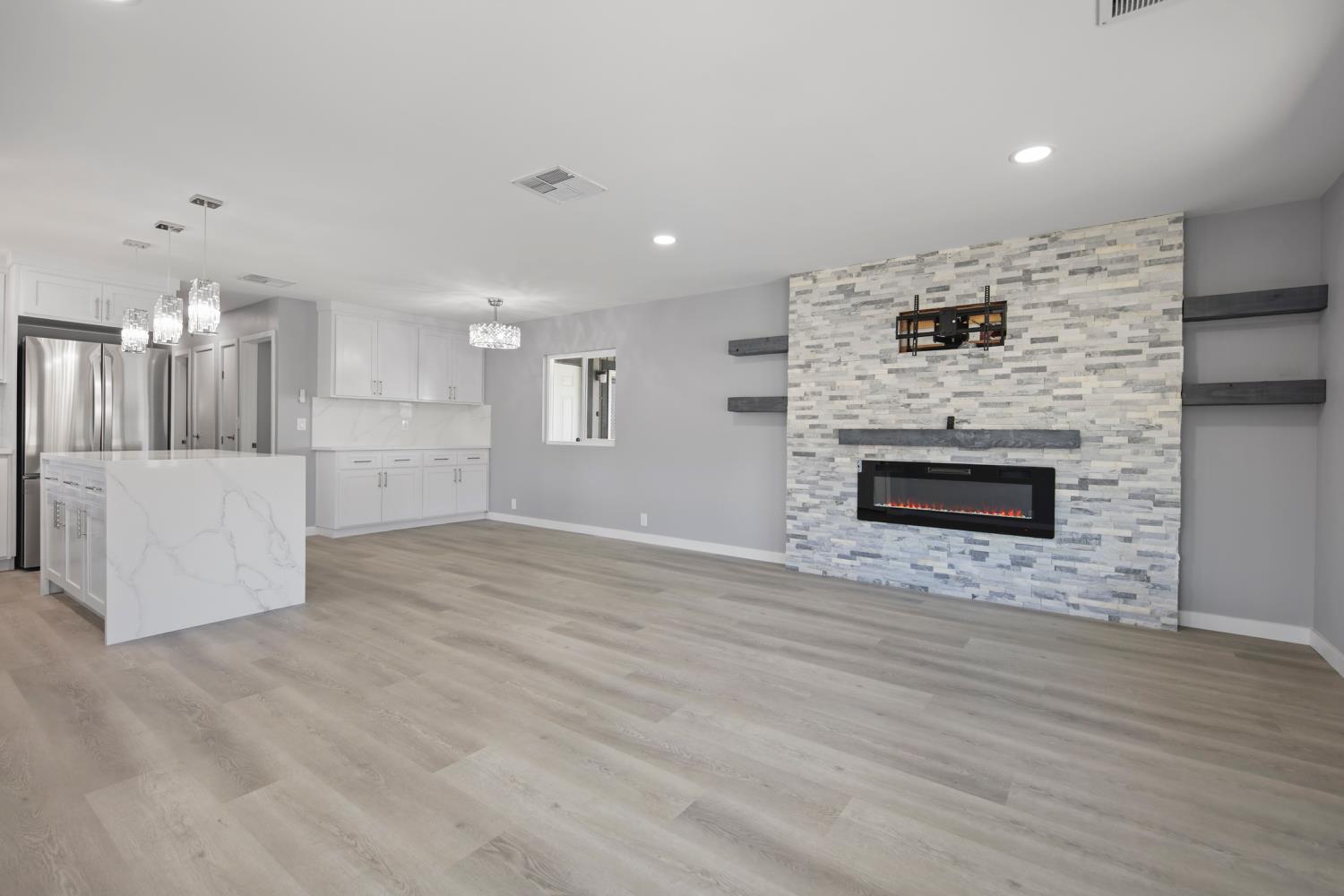 4125 Mchenry Avenue 55