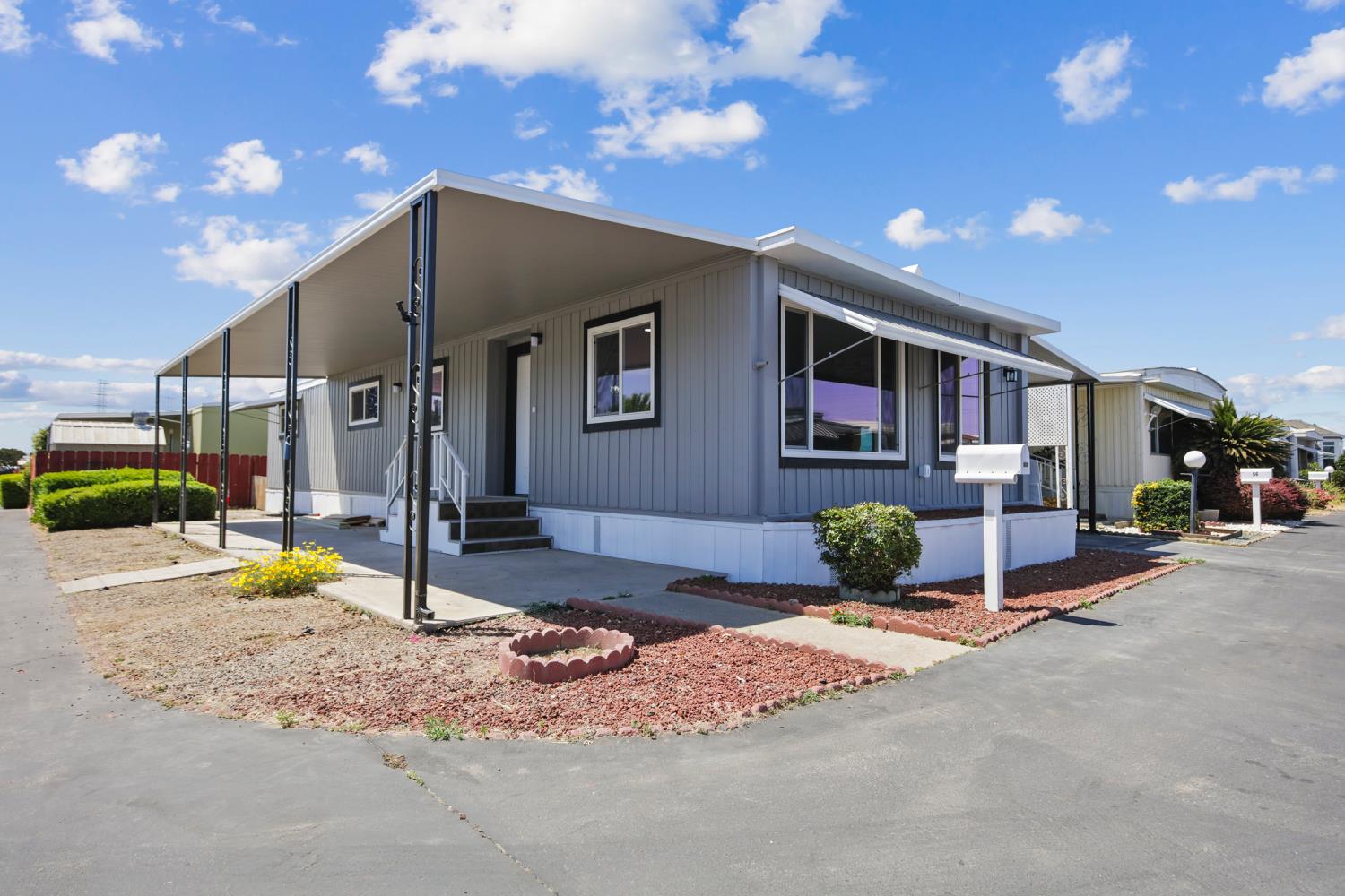 4125 Mchenry Avenue 55