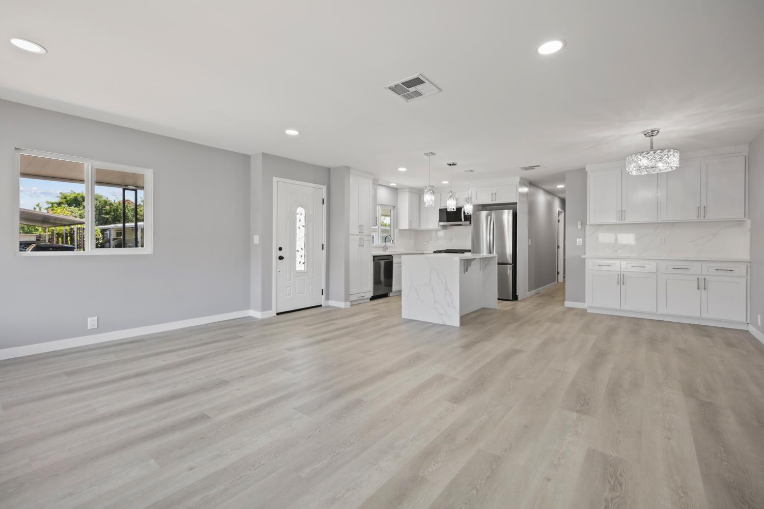 4125 Mchenry Avenue 55