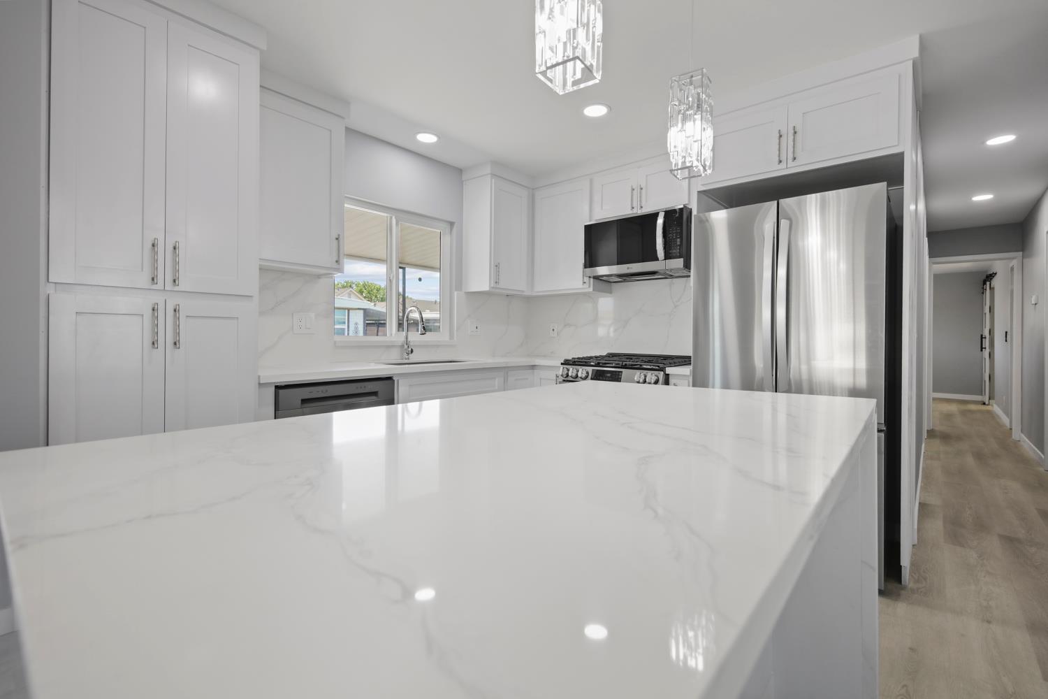 4125 Mchenry Avenue 55