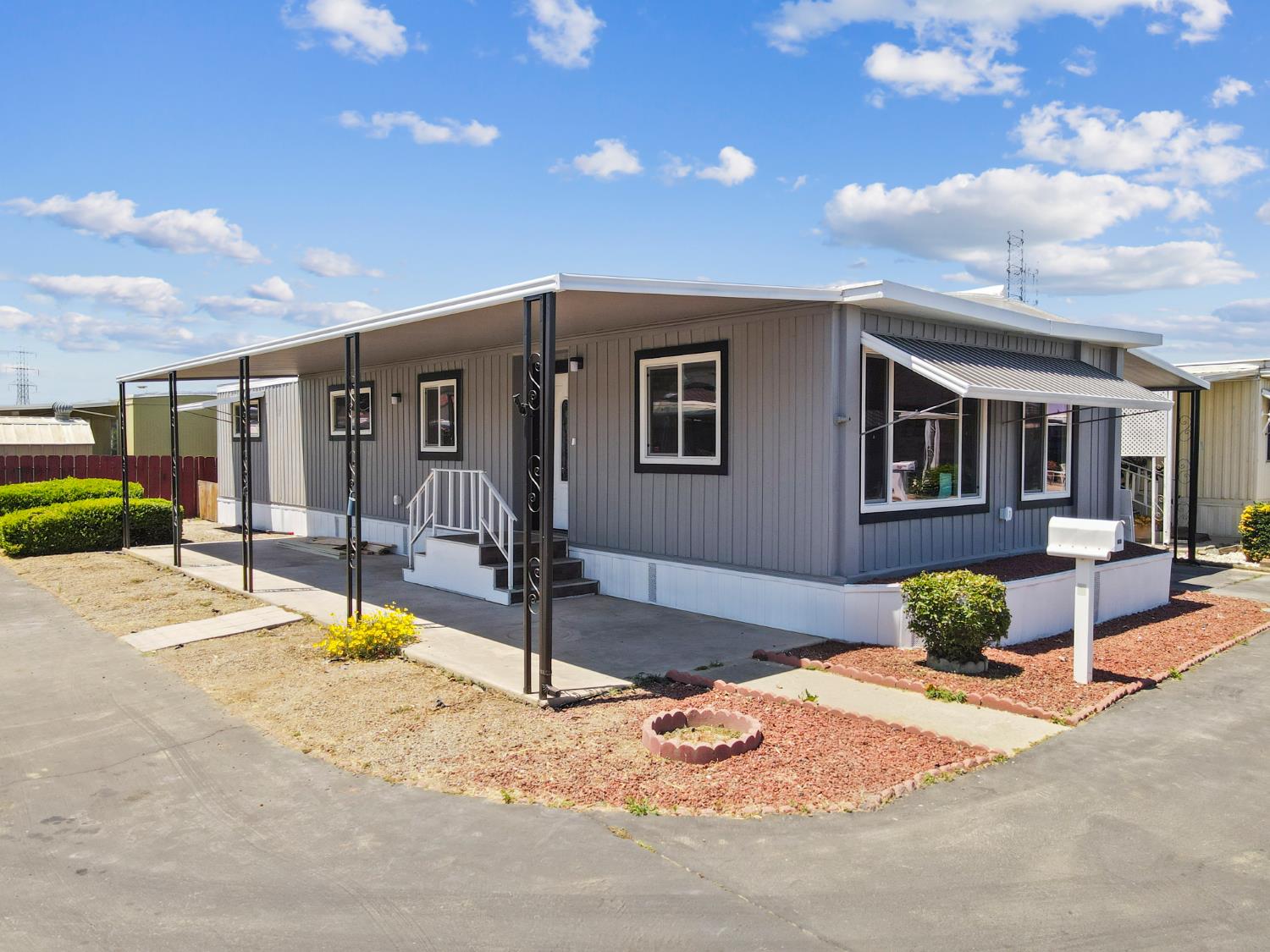 4125 Mchenry Avenue 55