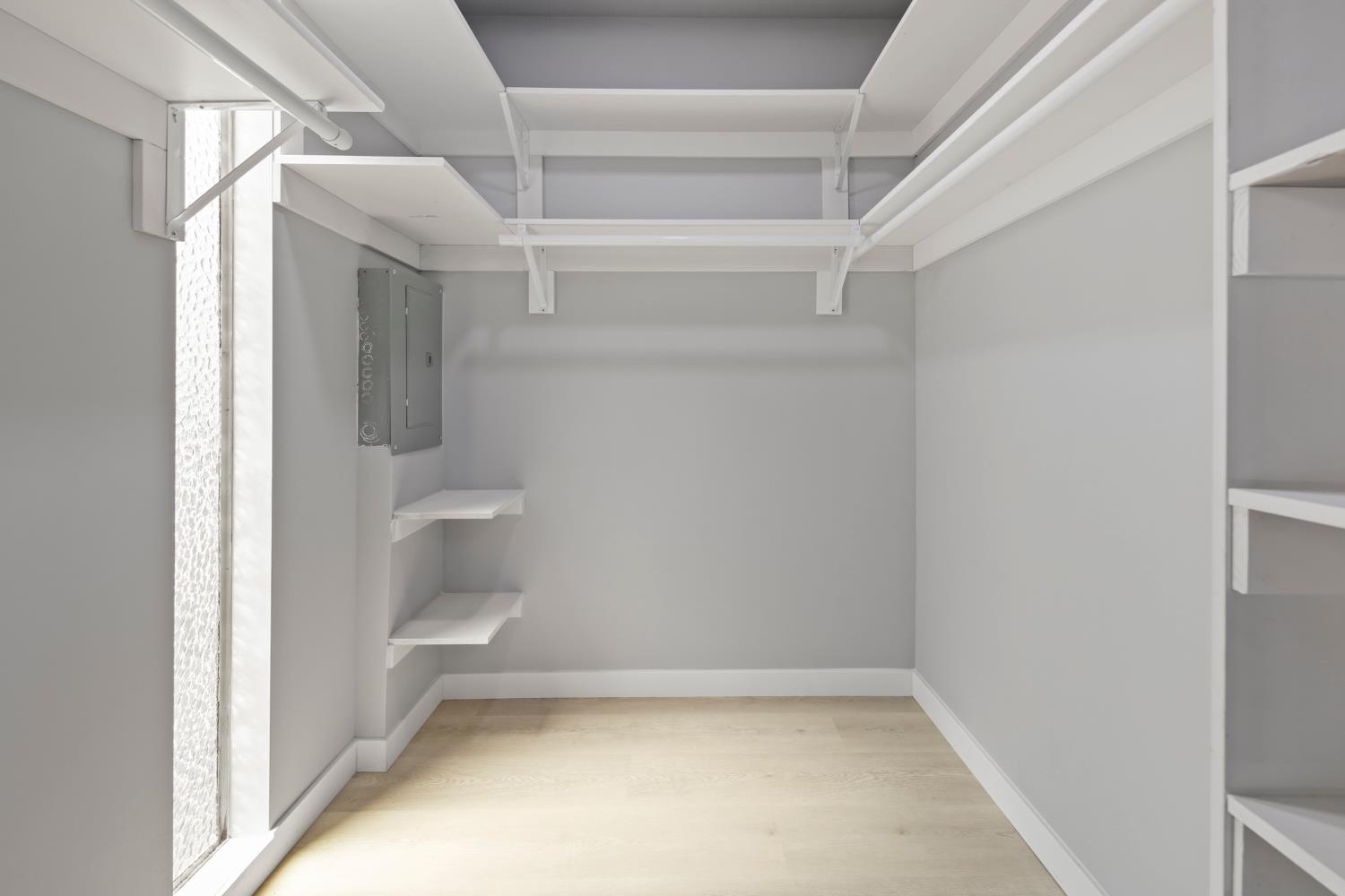 4125 Mchenry Avenue 55