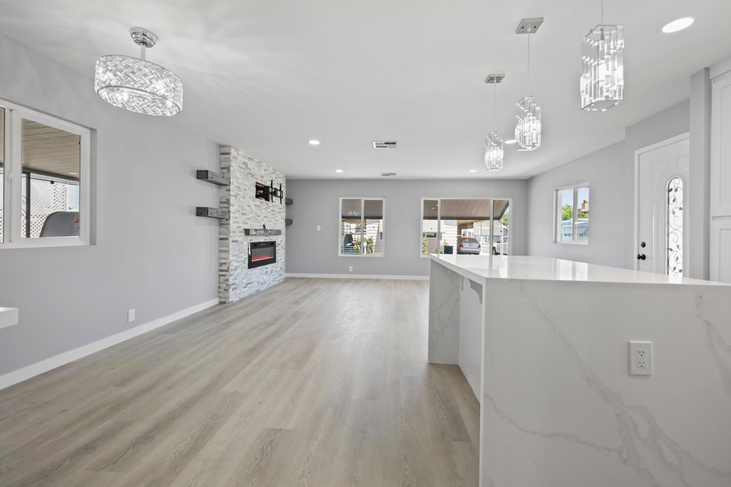 4125 Mchenry Avenue 55