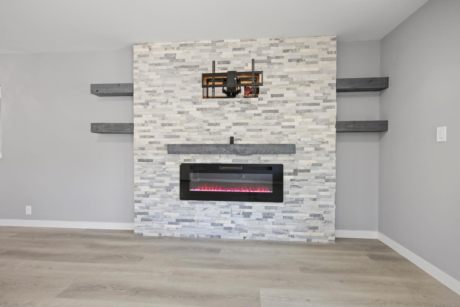 4125 Mchenry Avenue 55