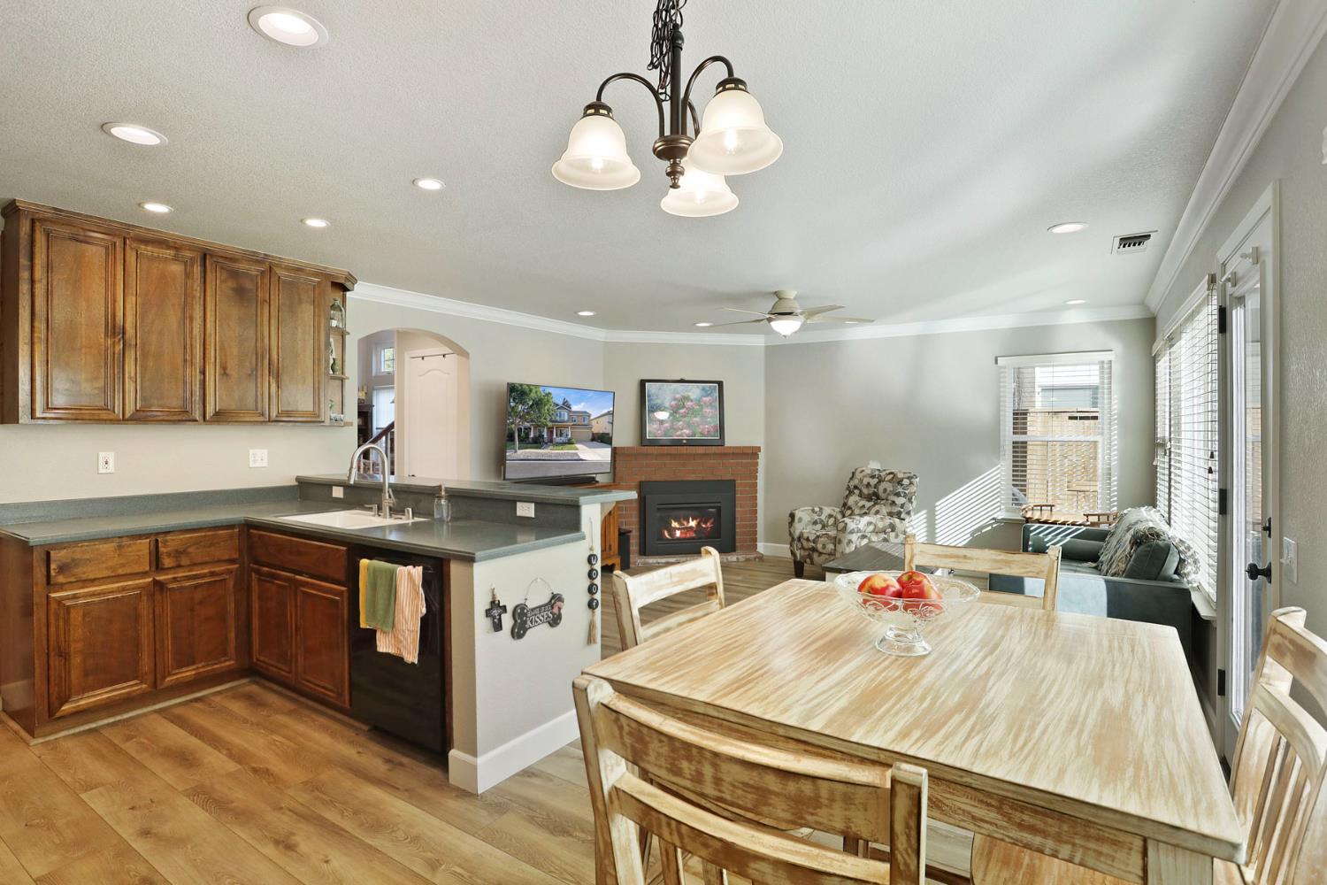 494 Summerton Lane