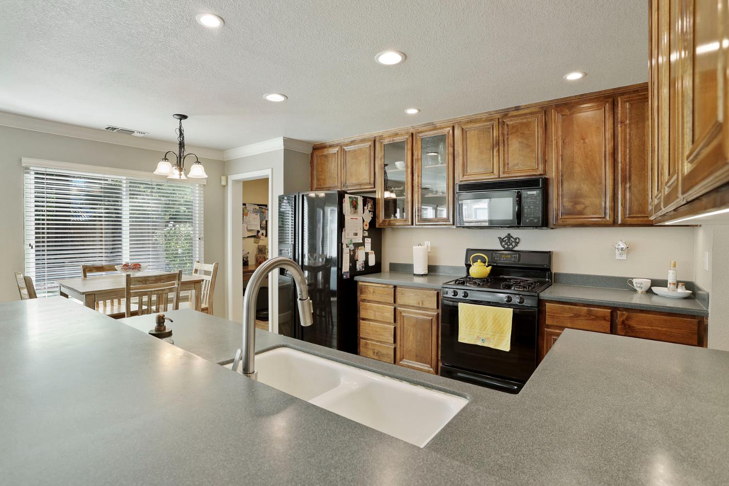 494 Summerton Lane