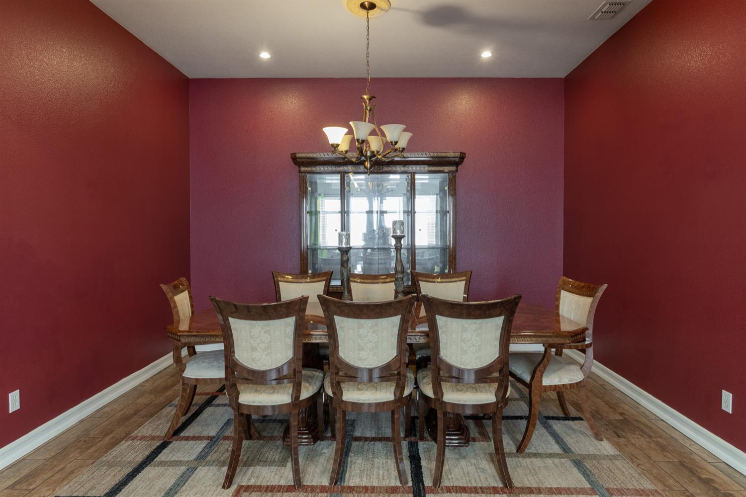 5125 Moorcroft Circle