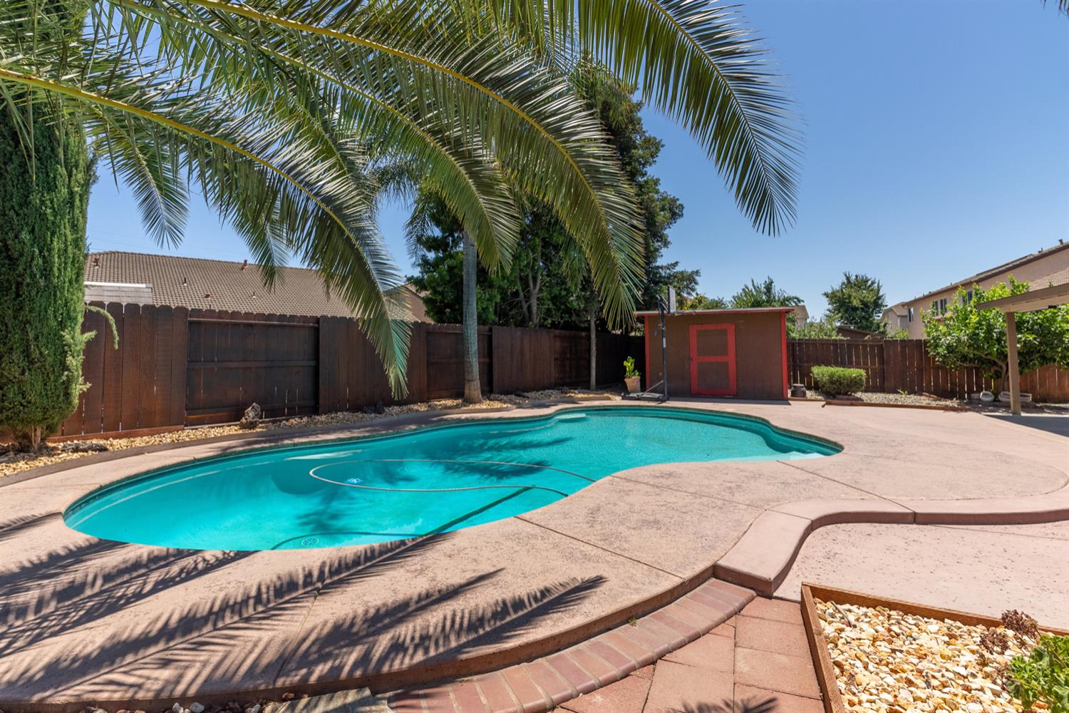 5125 Moorcroft Circle