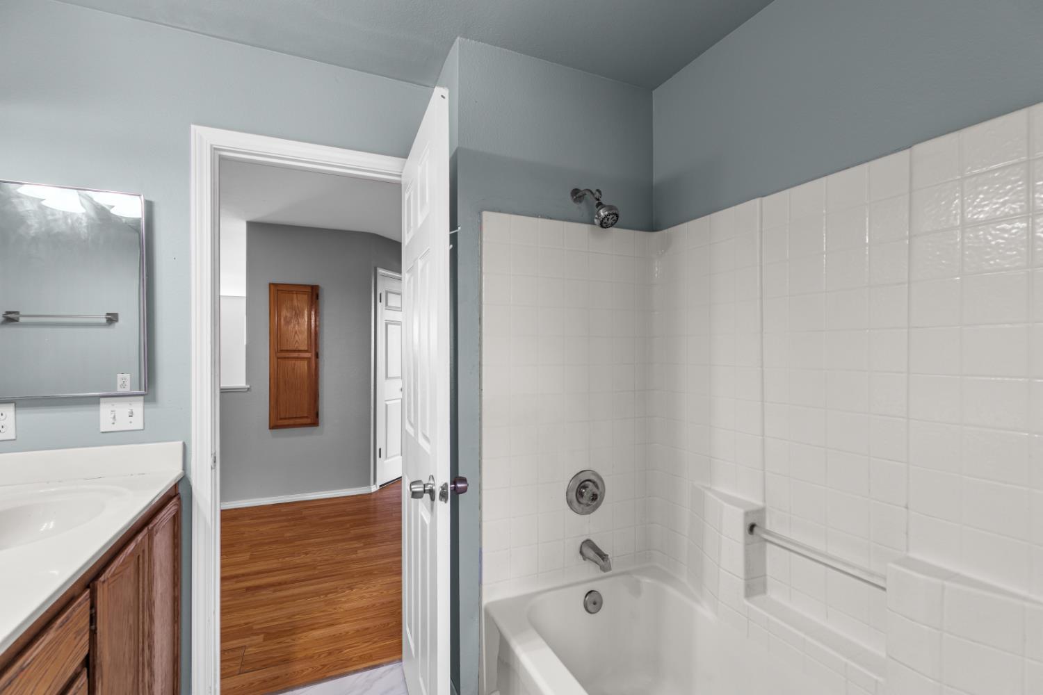 2151 LYDIA BRADLEY Street